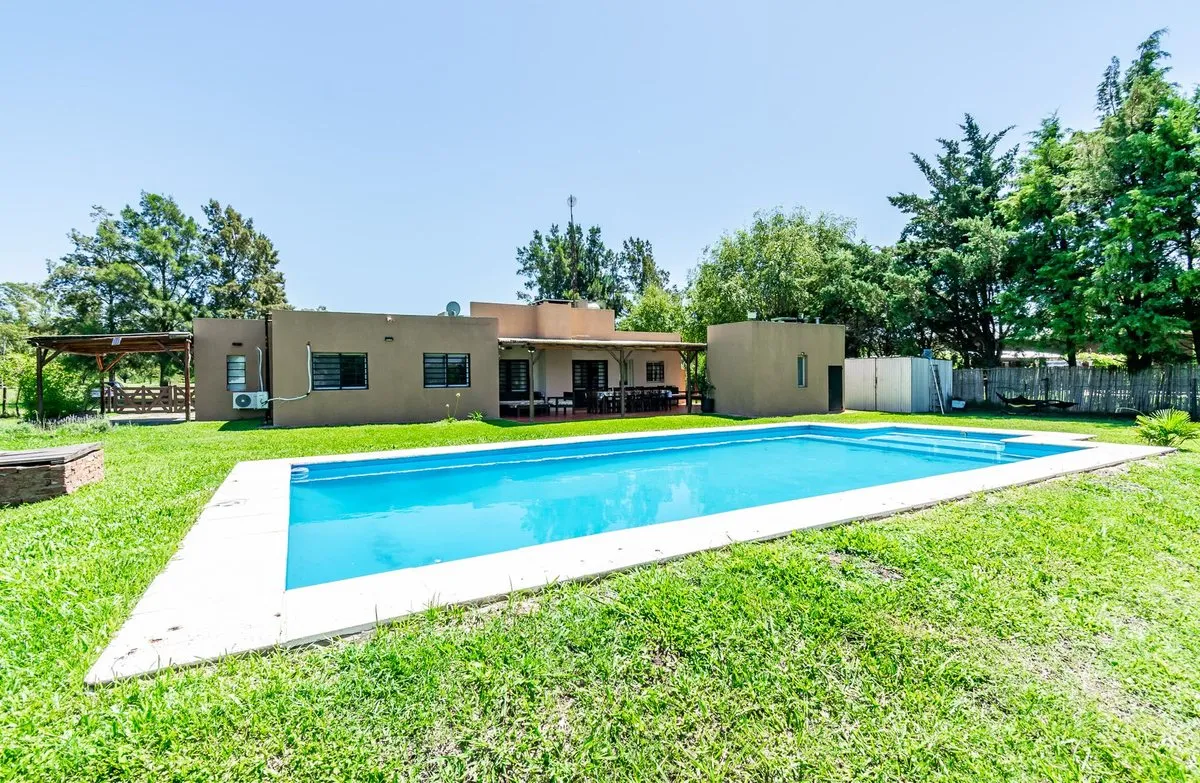 Casa en Barrio Privado la Amanecida 0