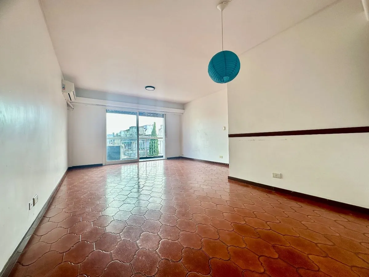Departamento en Roosevelt 2600