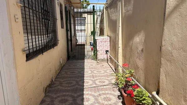 P H en 9 de Julio 6700