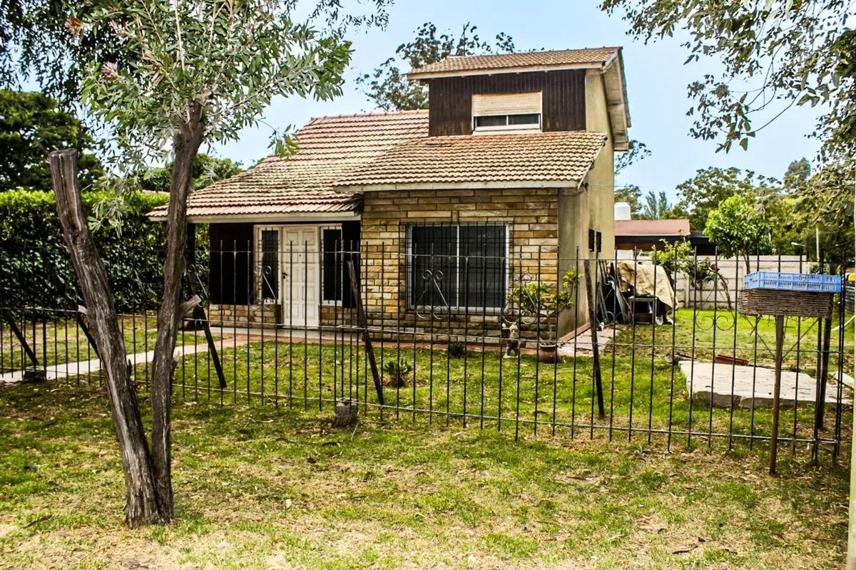 Casa en Piedra Buena y Mixto 100