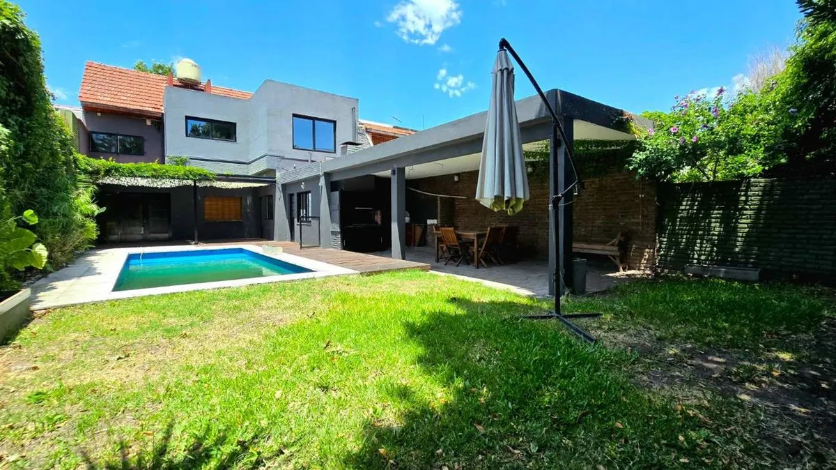 Casa en Pergamino 1400