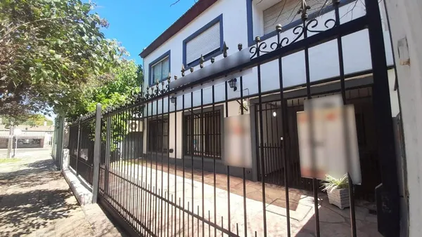Casa en El Zorzal 2000