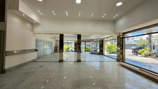 Local Comercial en Santo Tomé 3800