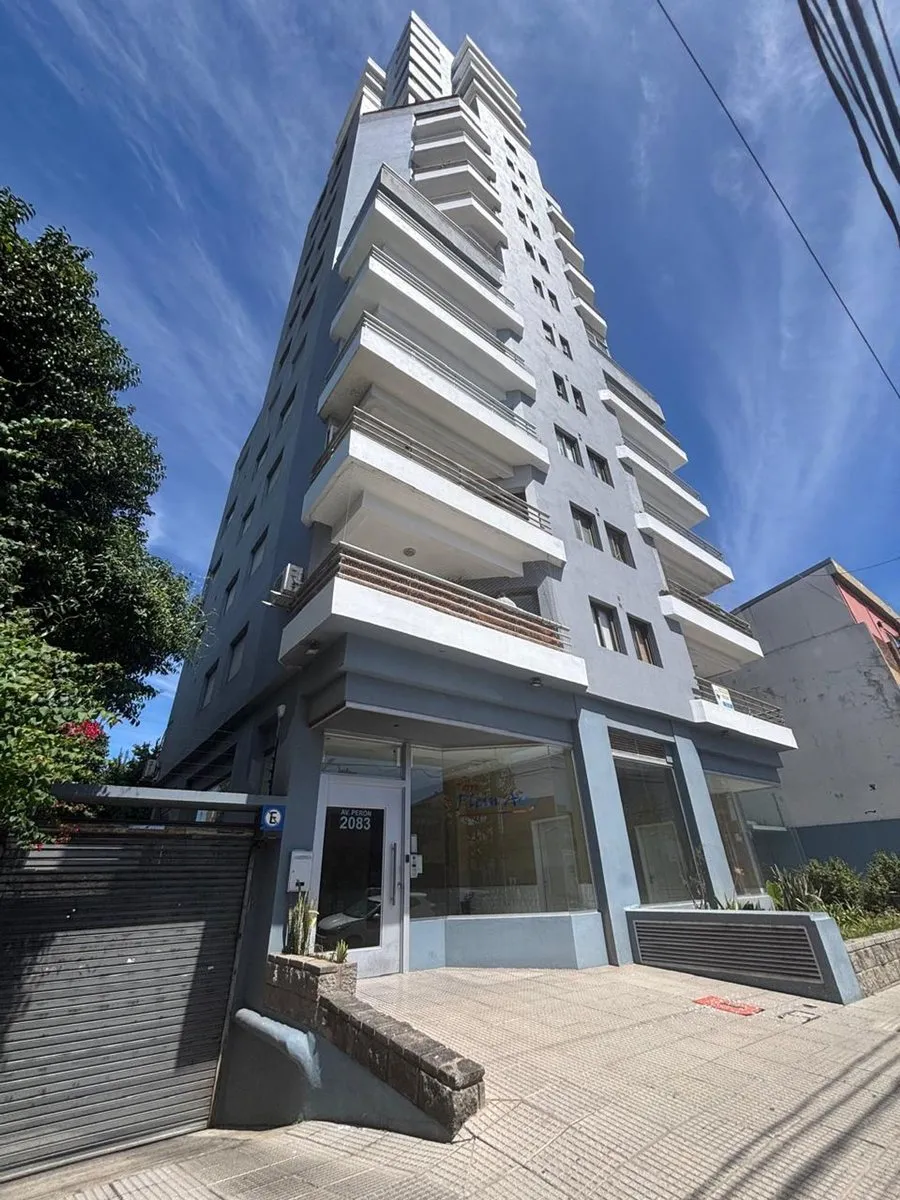 Departamento en Avenida Presidente Juan Domingo Perón 2000