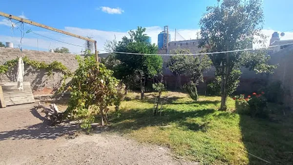 Casa en Roque Saenz Peña 400