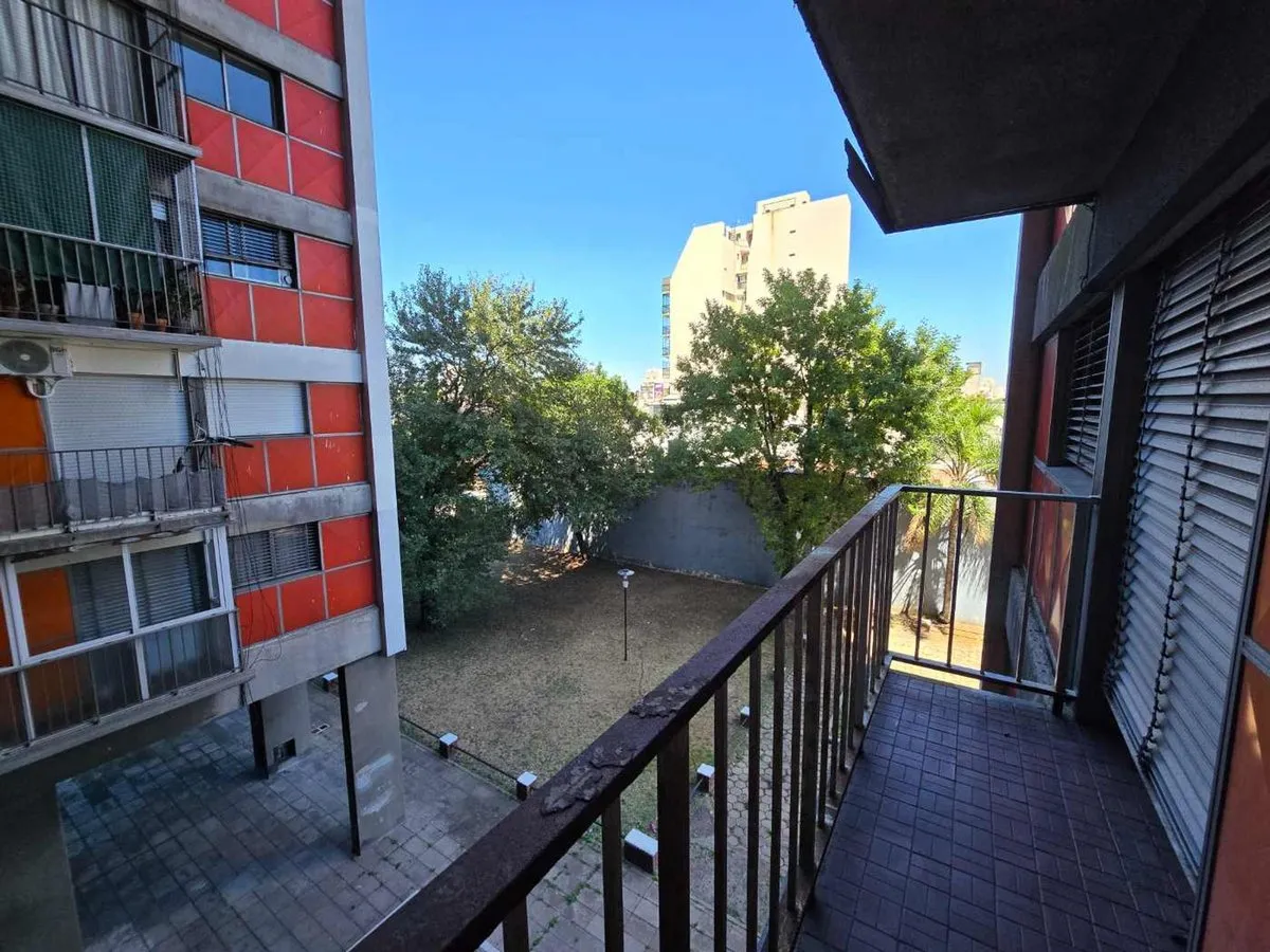 Departamento en Matheu 1700