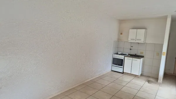 Departamento en Remedios Escalada de San Martín 400