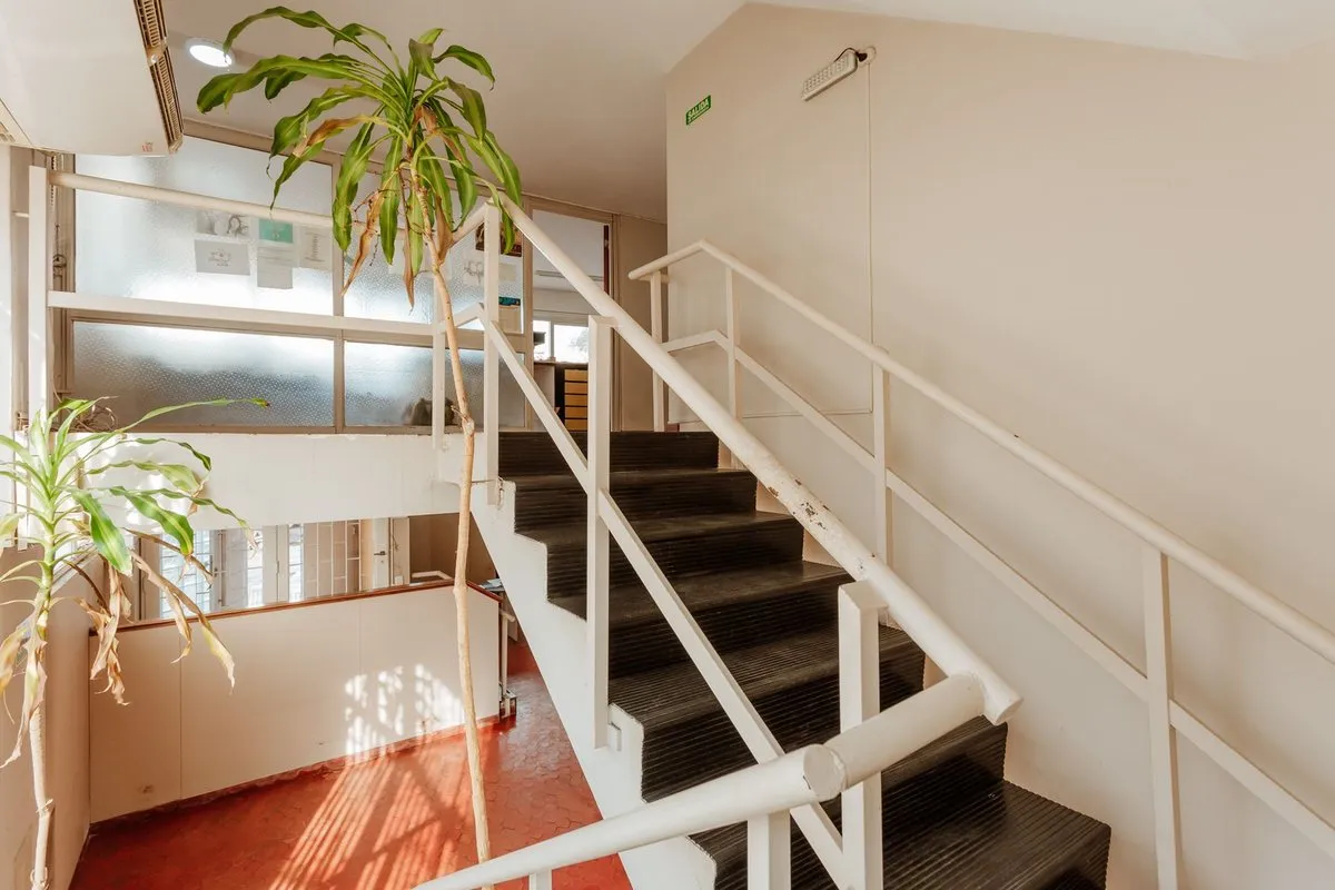 Local Comercial en Avenida Almafuerte 700