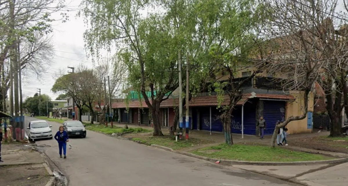 Local Comercial en Falucho 1400
