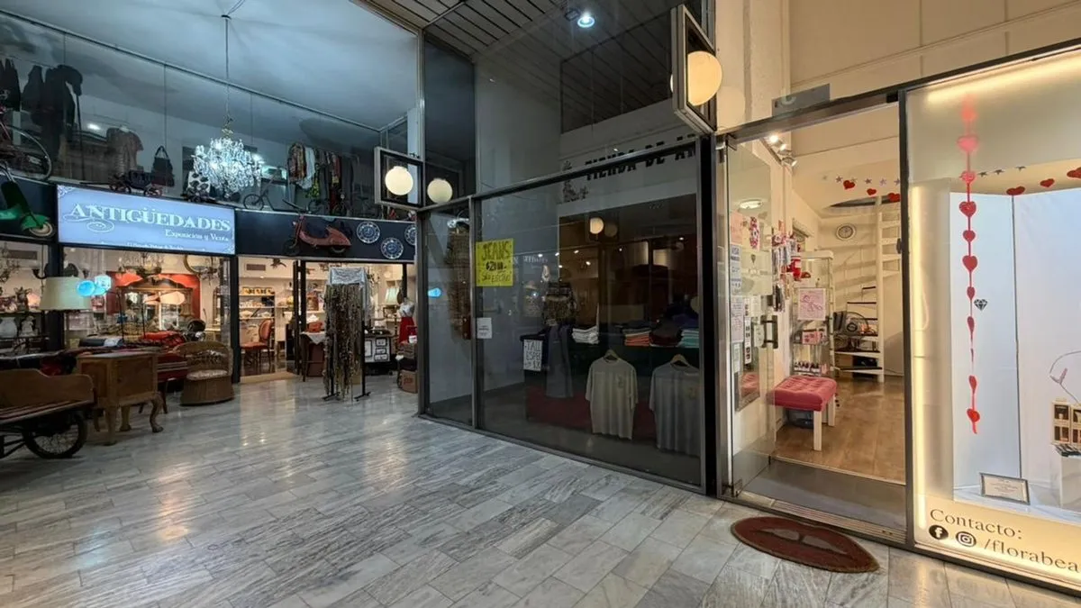 Local Comercial en Avenida Santa Fe 1500