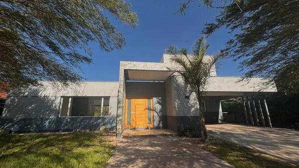 Casa en Elpidio González 2700