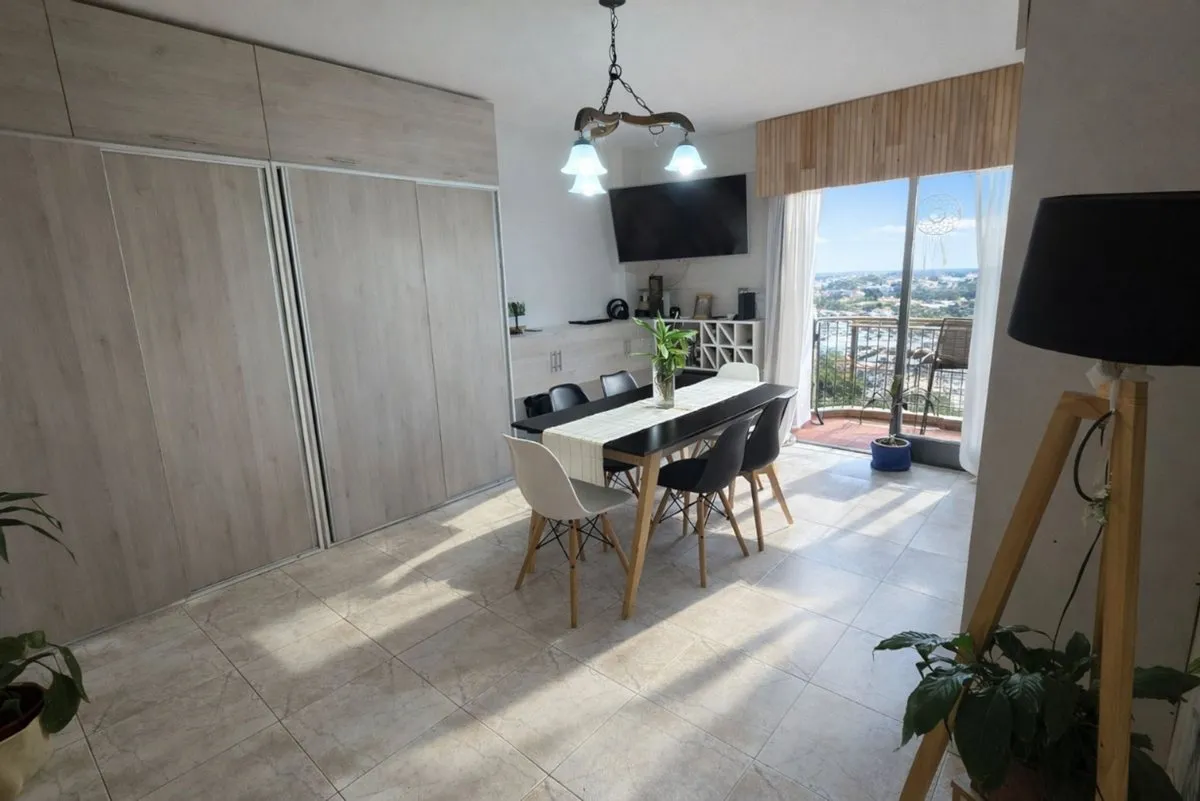 Departamento en Hipólito Yrigoyen 600