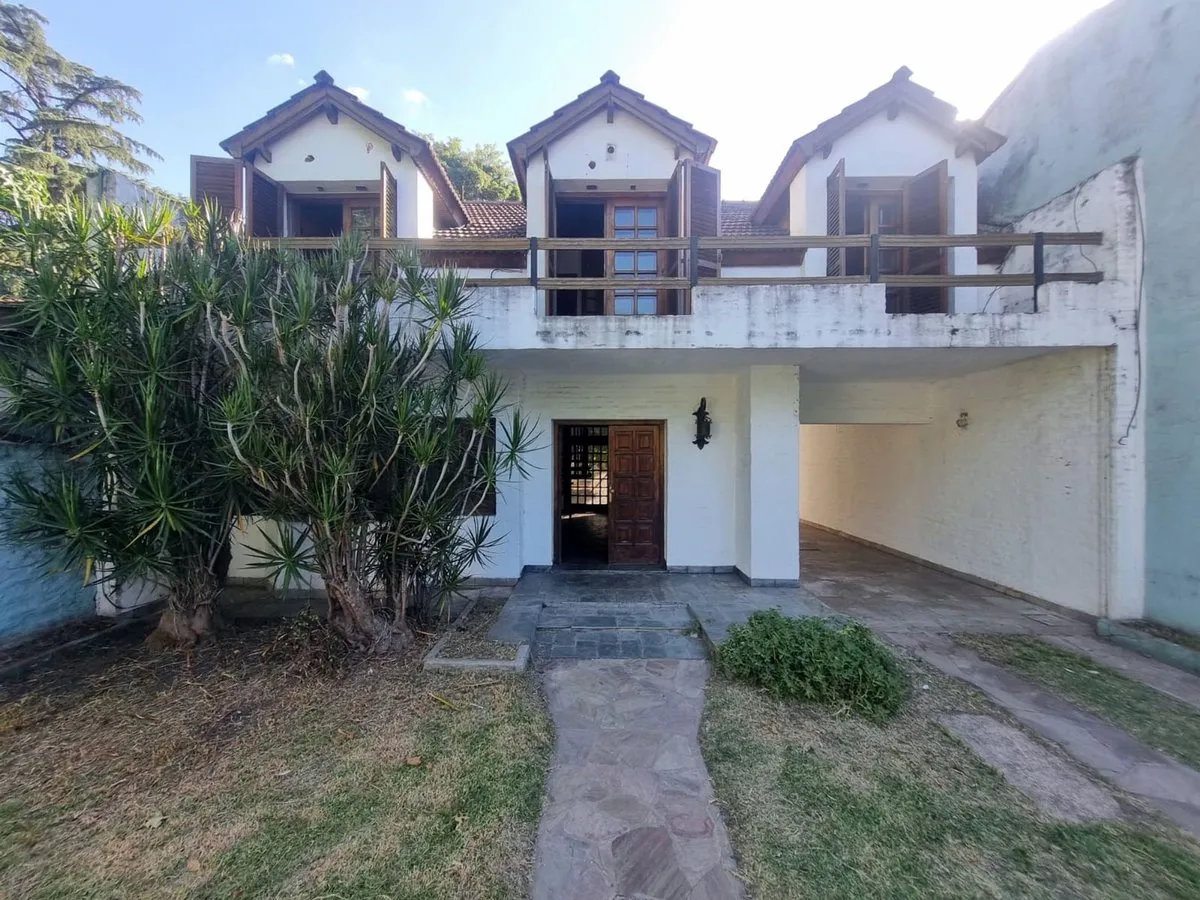Casa en Dorrego 2000