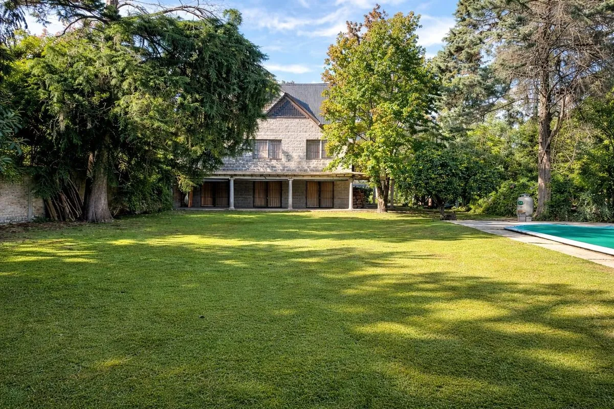 Casa en Mendelsohn 2500