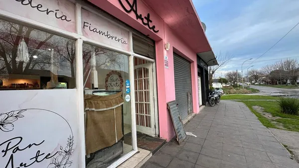 Local Comercial en Calle 445 y la Diagonal Gran Almirante 400