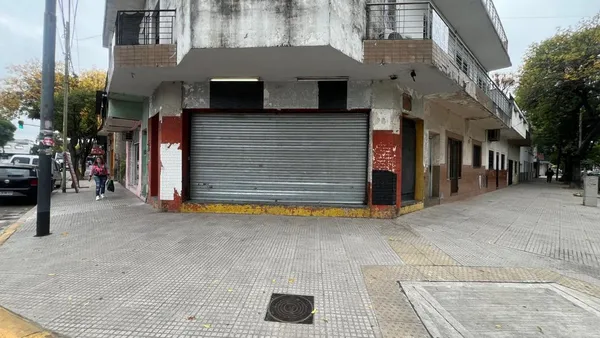 Local Comercial en Avenida Escalada 2200