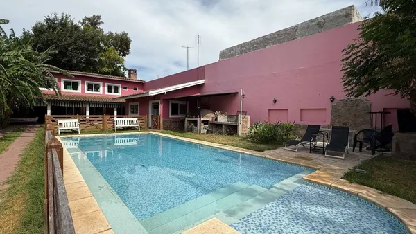 Casa en Viamonte 900