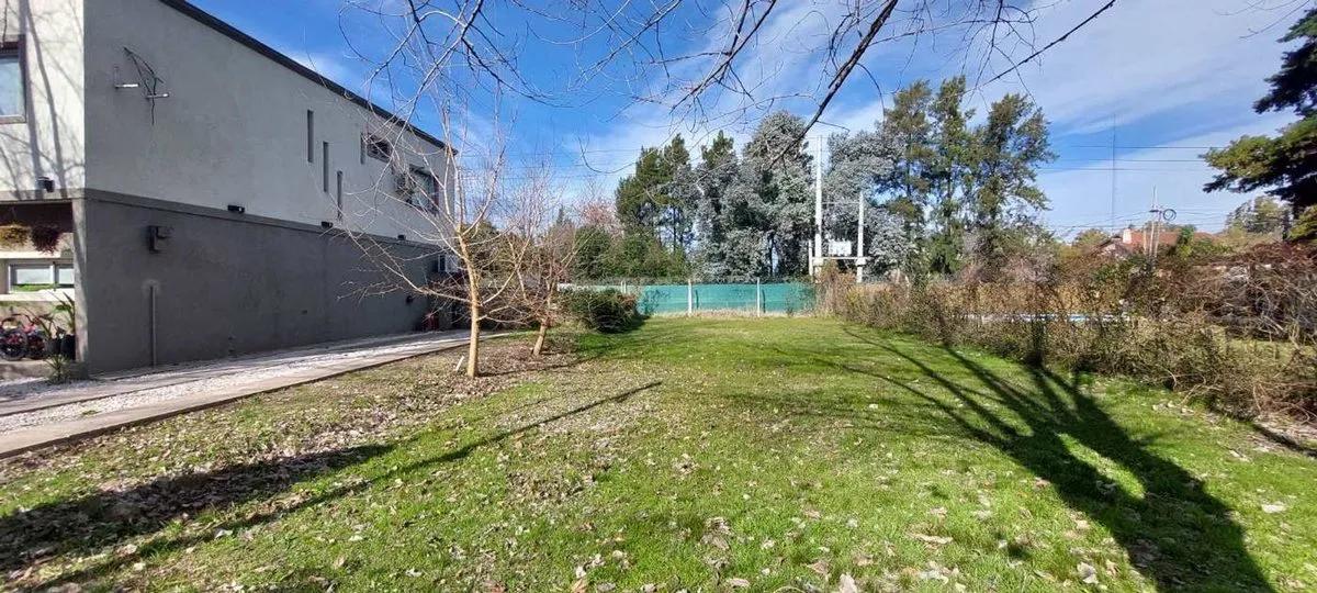 Lote en Pedro Nolasco Carrion 400