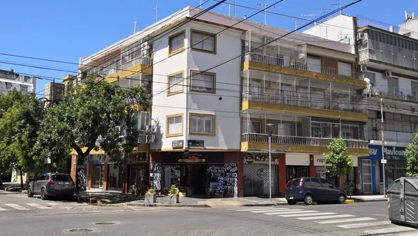 P H en Álvarez Jonte 4300