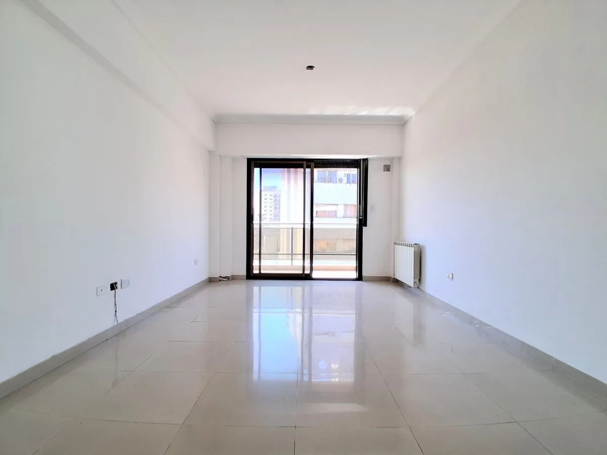 Departamento en Italia 200