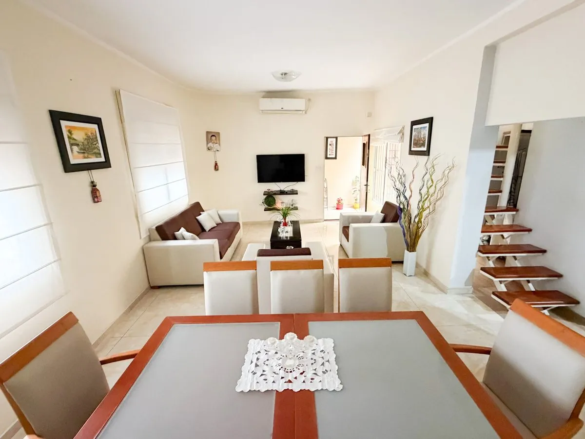 Casa en Roque Pérez 4200