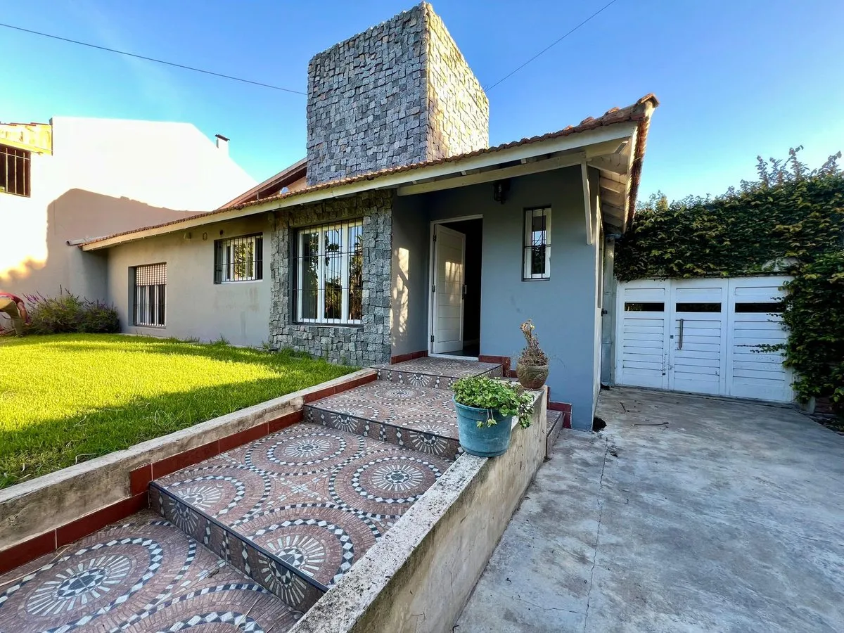 Casa en Pascuala Mugaburu 6200