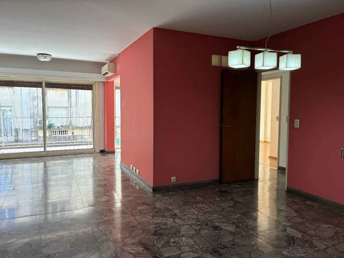 Departamento en Juncal 2300