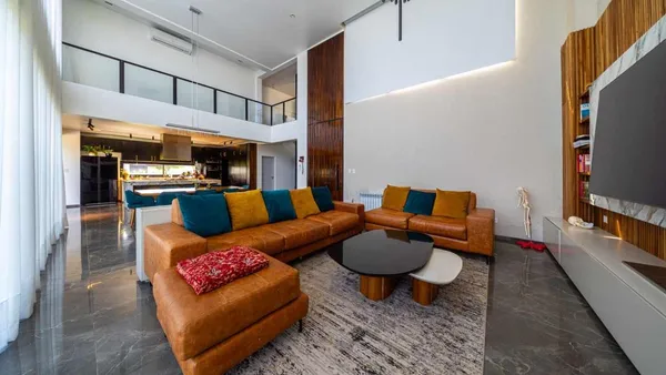 Casa en Avenida Arturo Illia 300