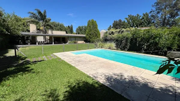 Casa en Sevilla 600