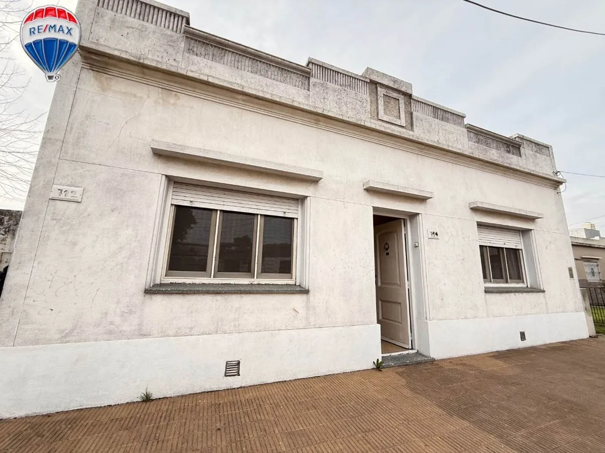 Casa en Calle 146 Entre 7 y 8 Berazategui 100