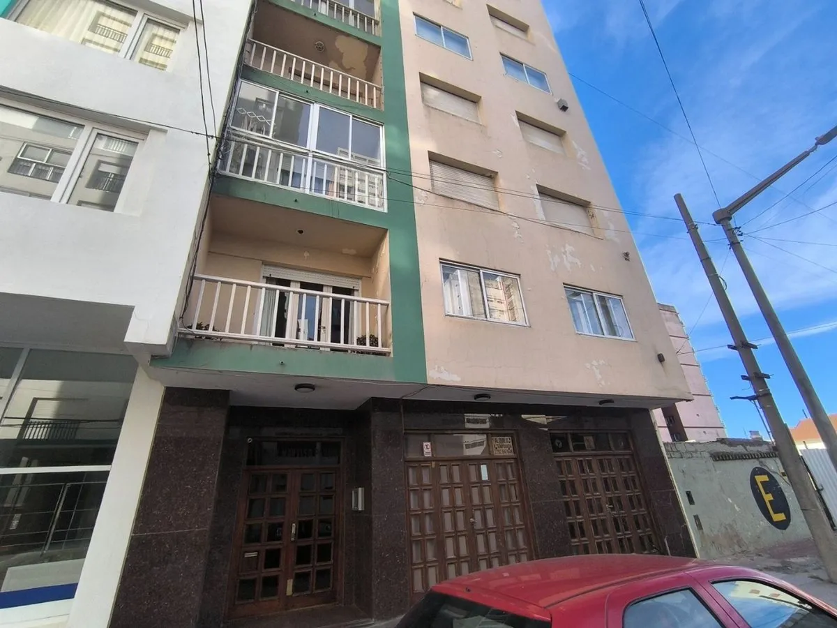 Departamento en 2 Bis 4400