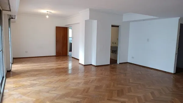 Departamento en Marcelo Torcuato de Alvear 1200