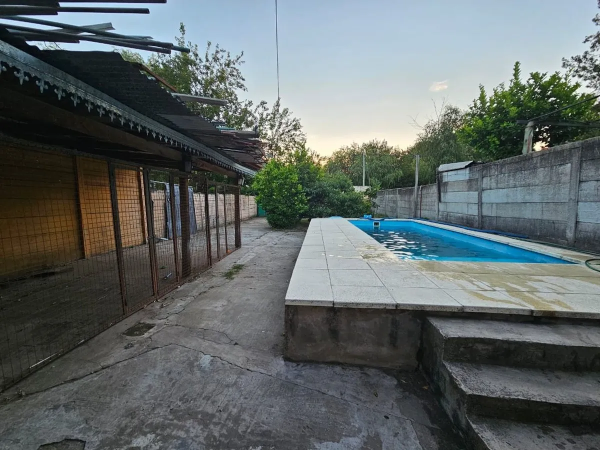 Casa en Félix Iglesias 2500