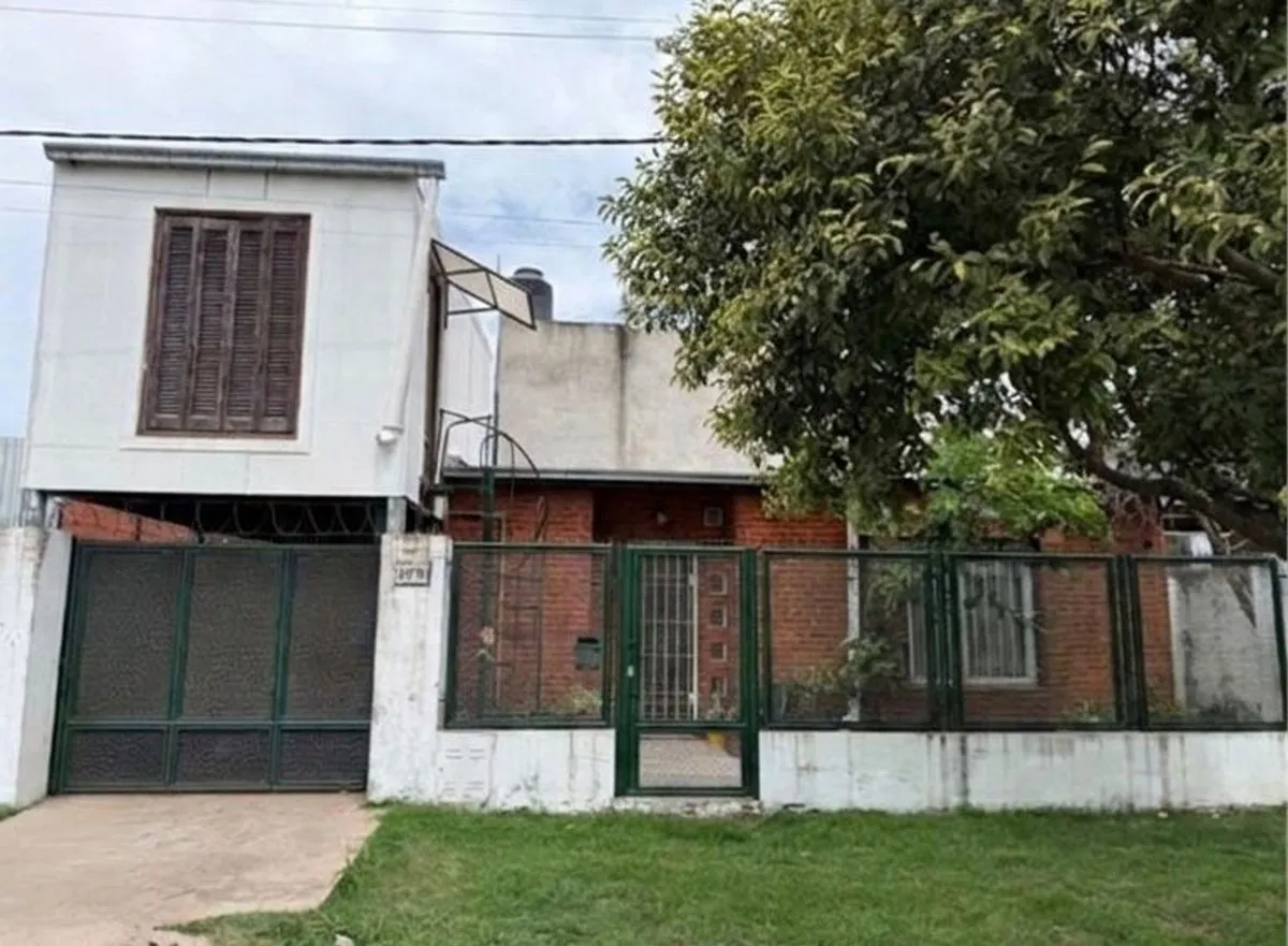 Casa en Albert Schwitzer 8200