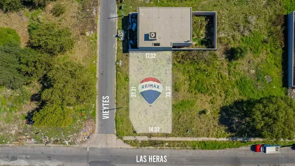 Lote en Las Heras Esq. Vieytes S/N