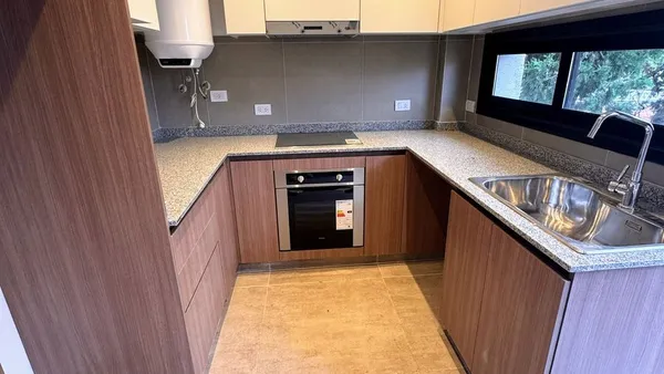 Departamento en Capitán de Fragata Moyano 200