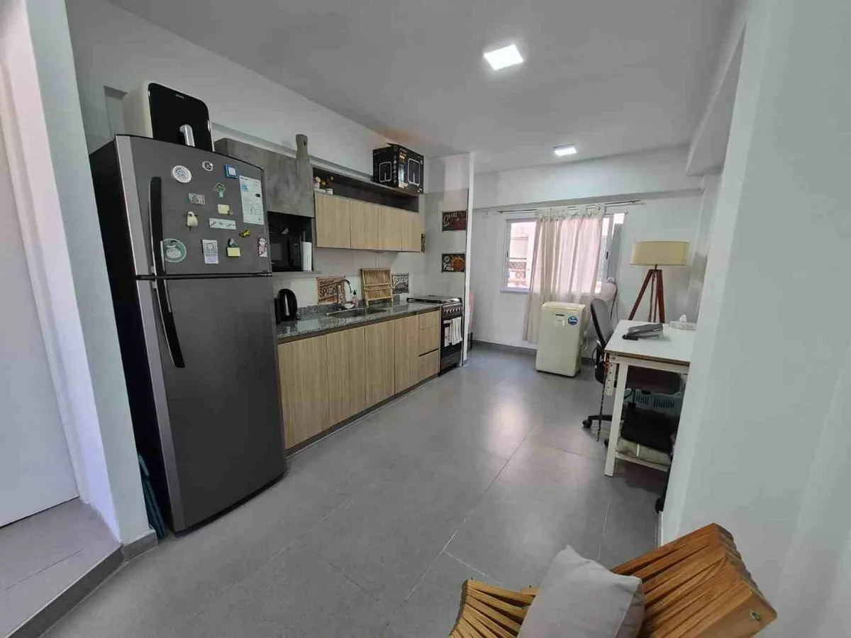 Departamento en Bartolomé Mitre 2000