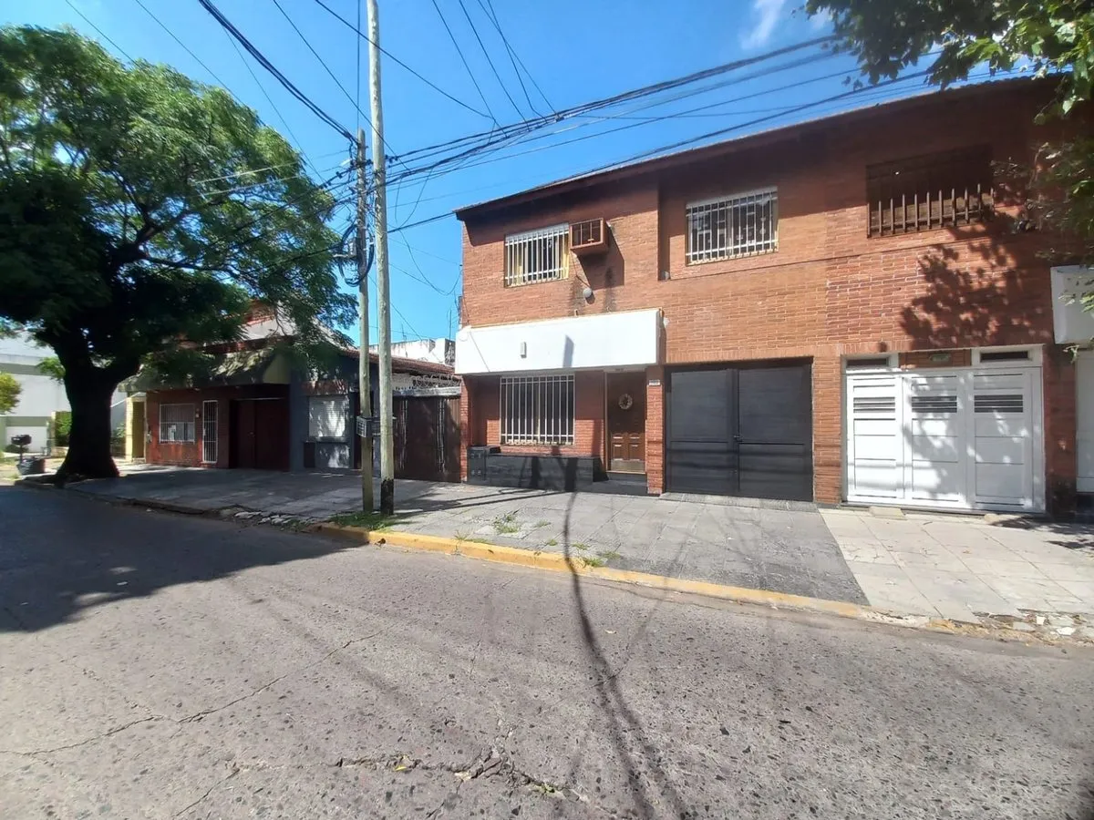 P H en Uruguay 3300