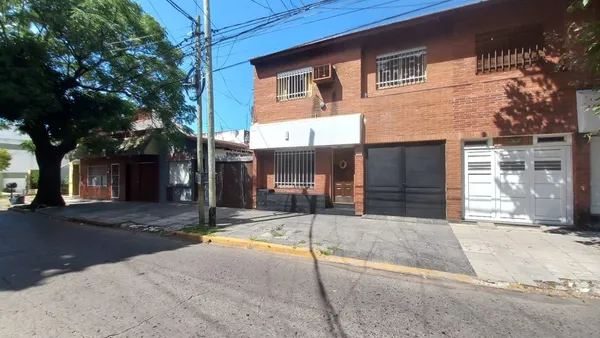 P H en Uruguay 3300