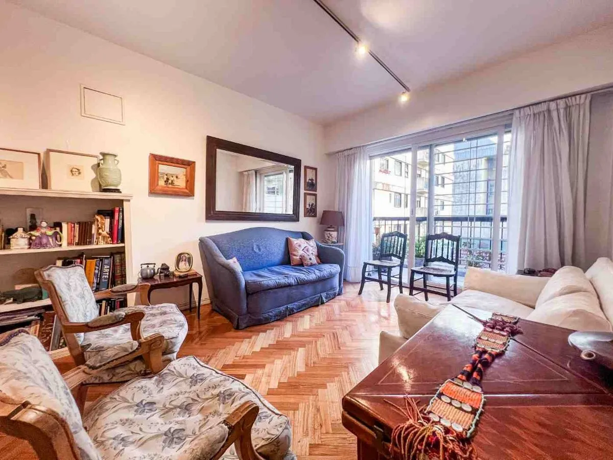Departamento en Esmeralda 1300