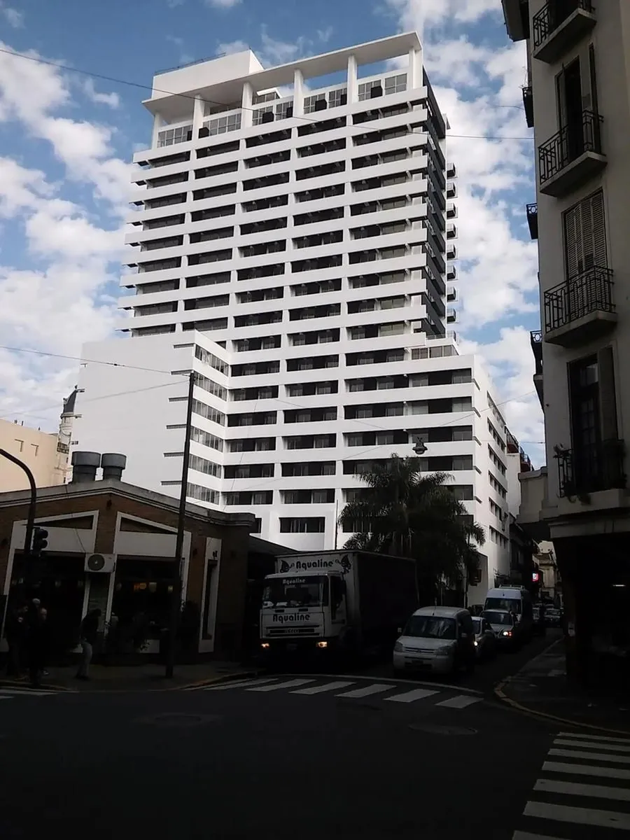 Departamento en Bartolomé Mitre 1400