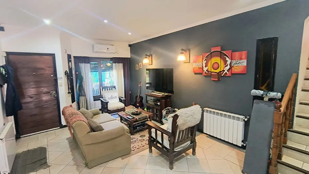 Casa en Julián Aguirre 6200