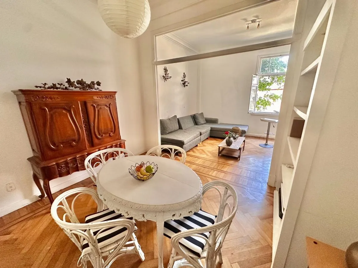 Departamento en Viamonte 2400