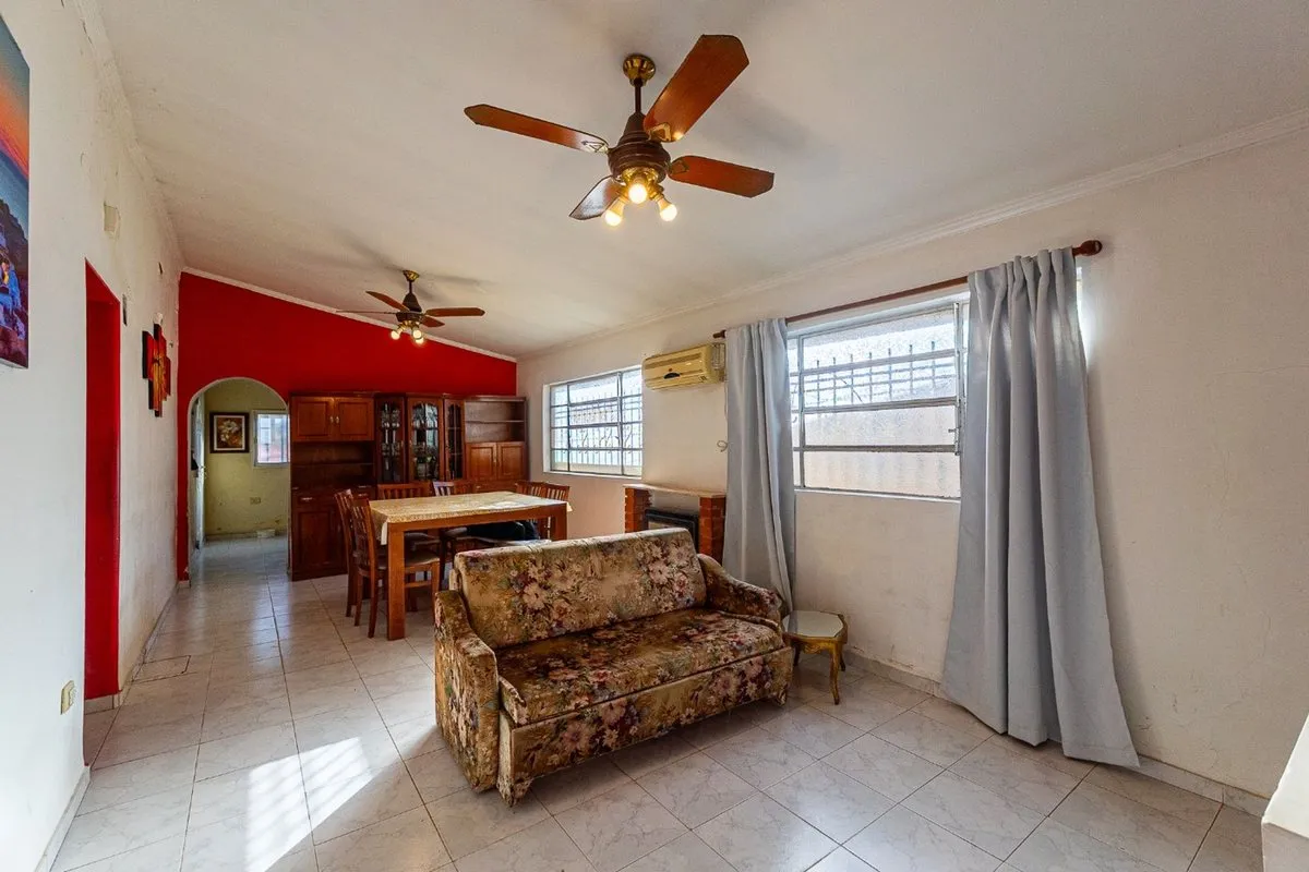 Casa en José Ingenieros 7800