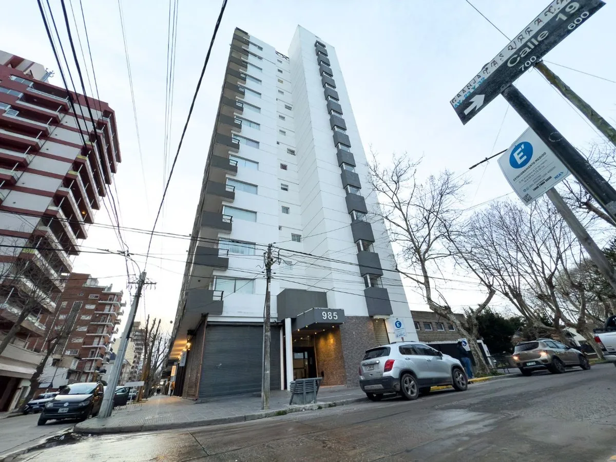 Departamento en Calle 16 900