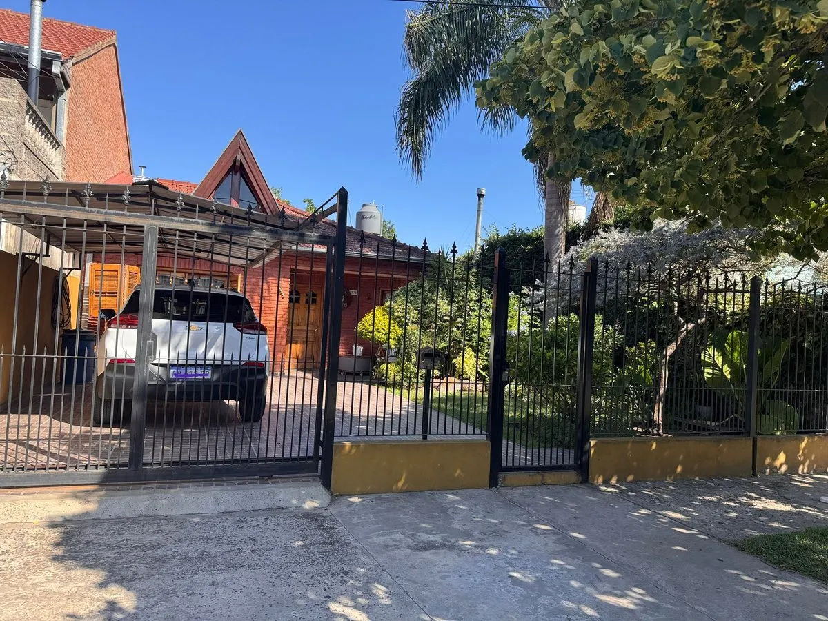 Casa en Suipacha 2500