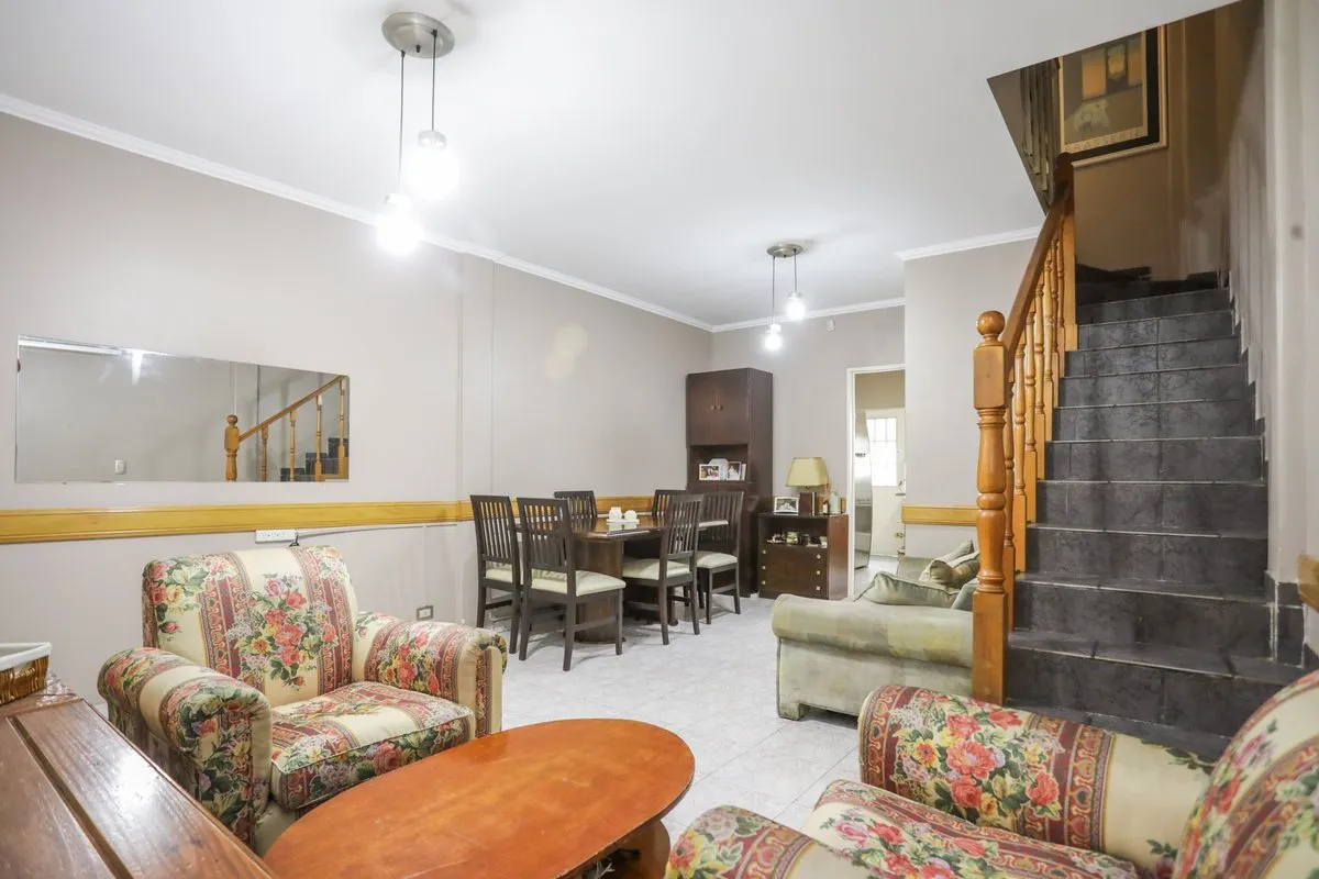Casa en Carlos Antonio López 3000