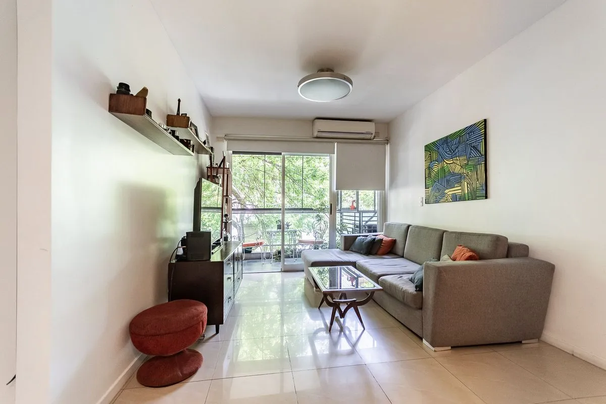 Departamento en Moldes 2200