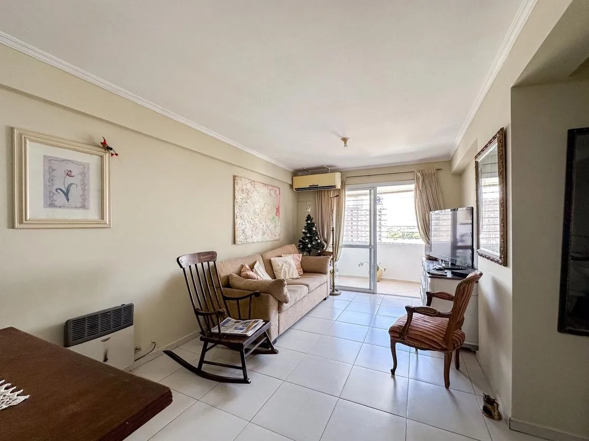 Departamento en Avenida Colón 4900