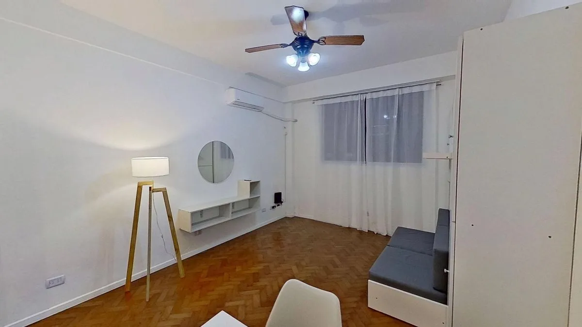 Departamento en Viamonte 2000